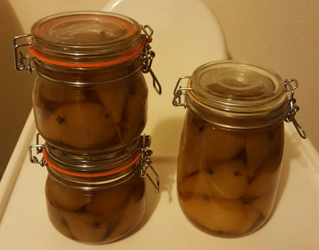 Pears mulled in cider River Cottage recipe